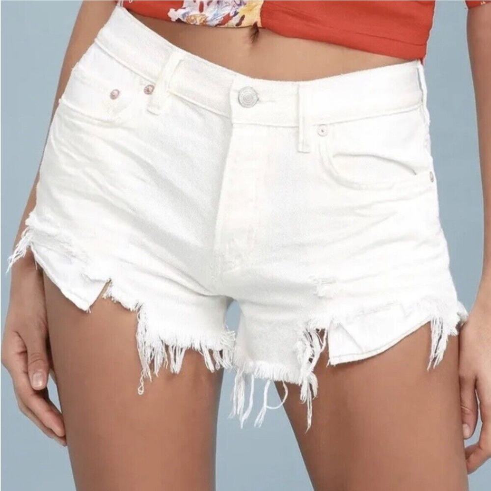 Free People Loving Good Vibrations Shorts Sz 29 Spring White Distressed Cutoff